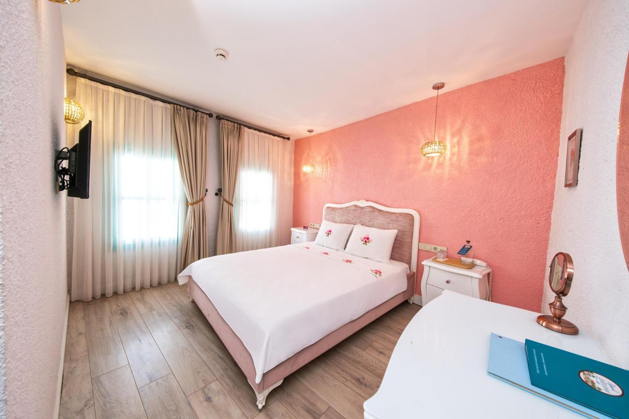 Sigacik Gardenya Buti̇K Otel Экстерьер фото