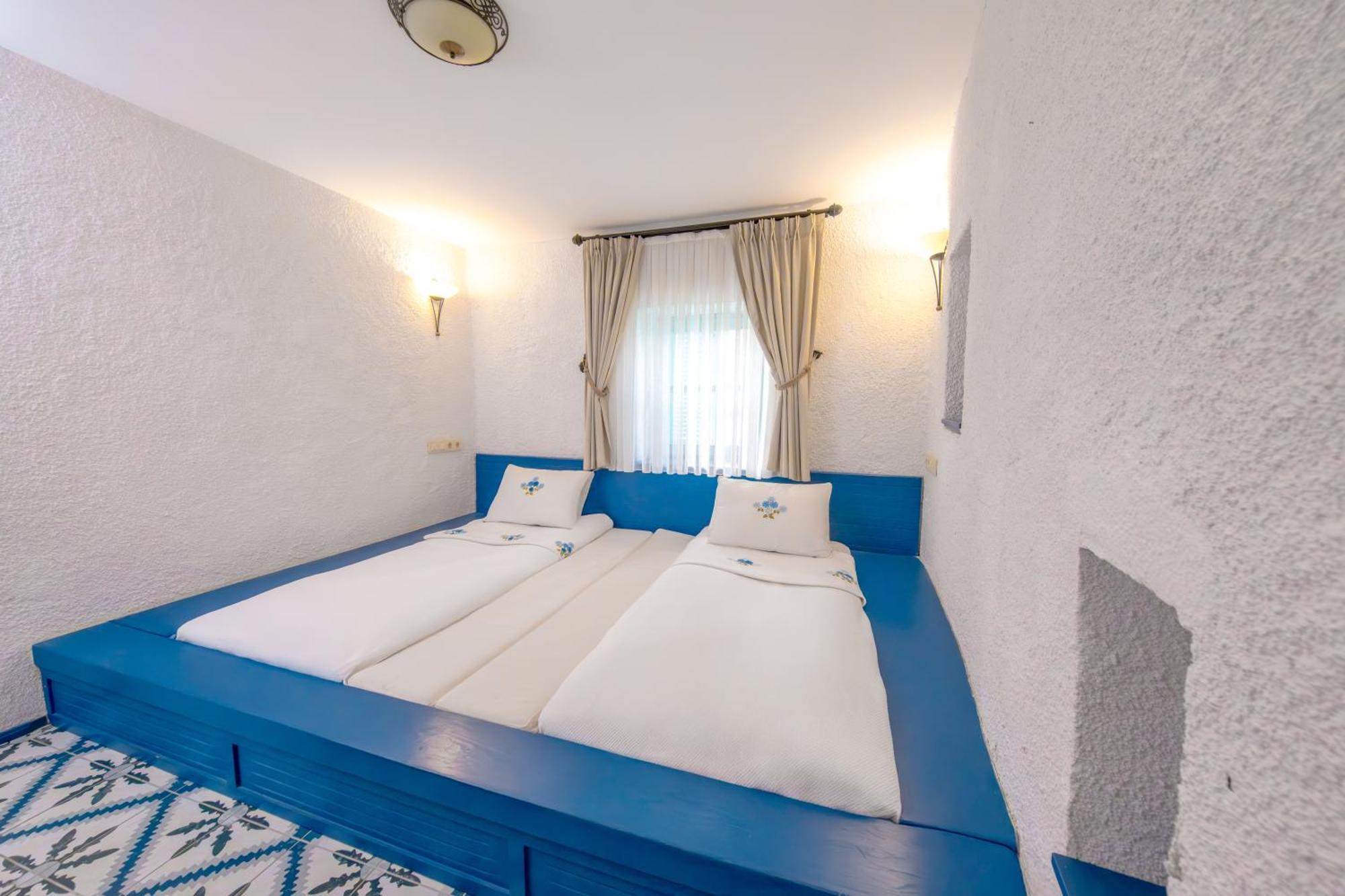 Sigacik Gardenya Buti̇K Otel Экстерьер фото