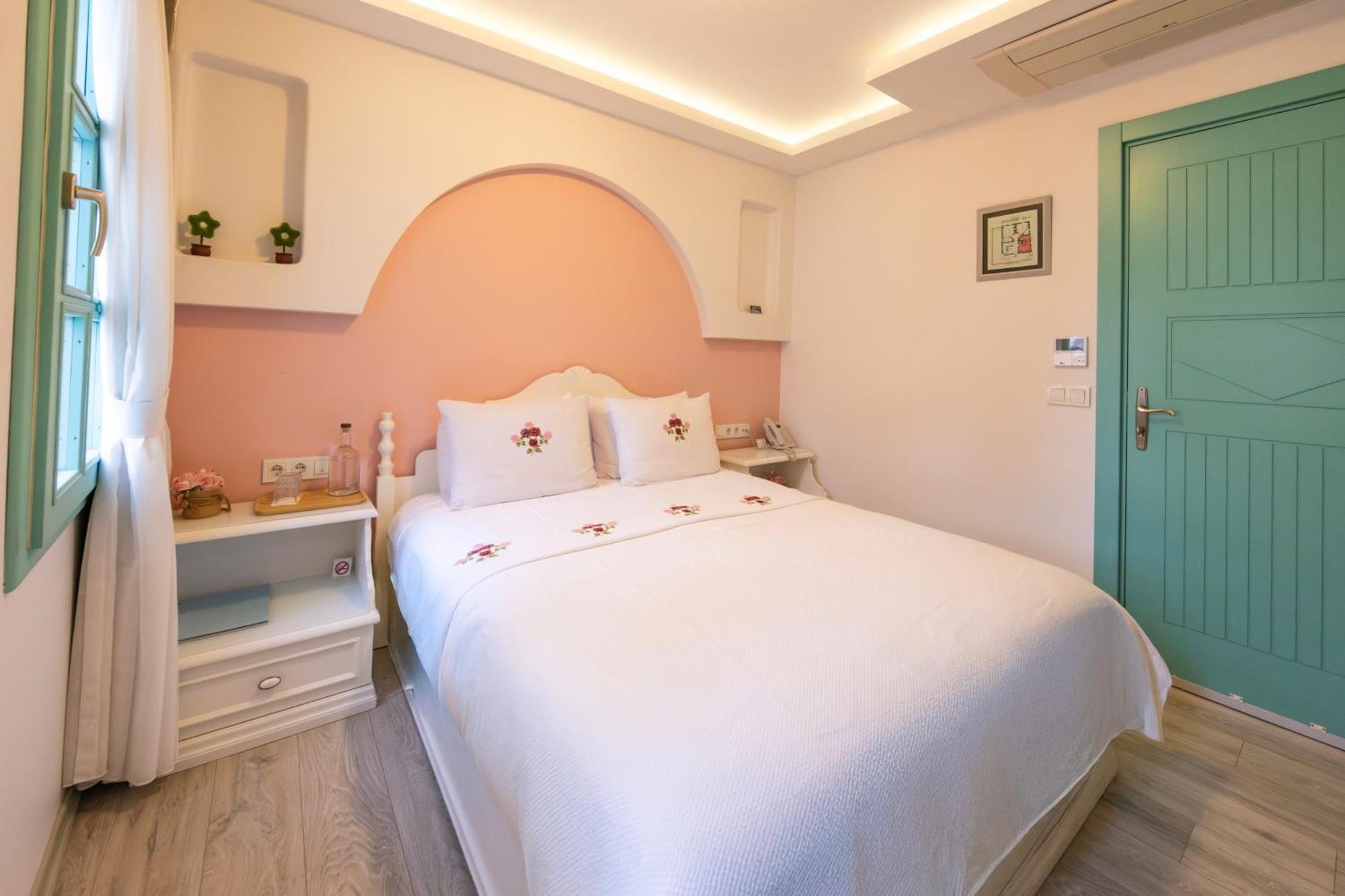 Sigacik Gardenya Buti̇K Otel Экстерьер фото