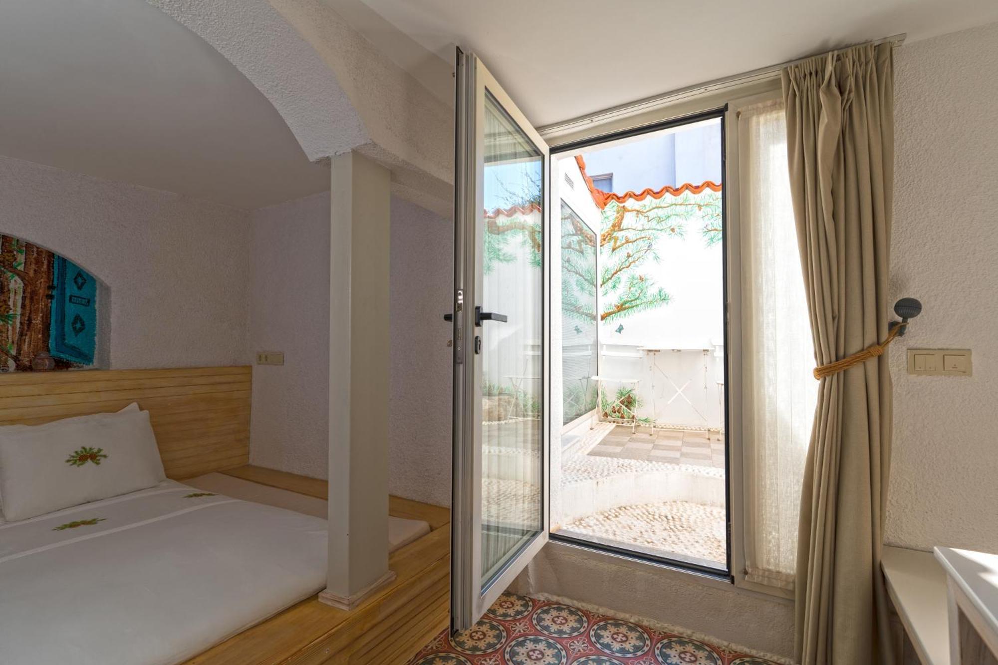Sigacik Gardenya Buti̇K Otel Экстерьер фото